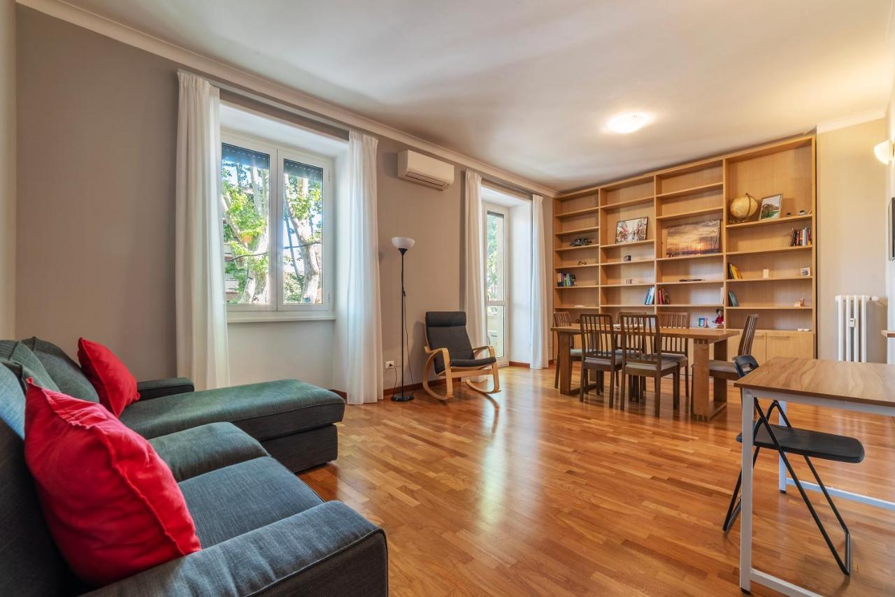 Rione Prati Comfy Apartment روما المظهر الخارجي الصورة